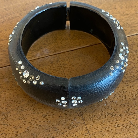 COPY - Alexis Bittar Crystal & Lucite Hinged Bangle - Picture 9 of 12